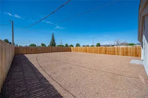 Exterior - 2720 E Devlin Ave, Kingman, AZ 86409 photo 22 of 30