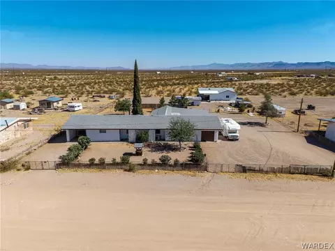 4965 W Sinola Dr, Golden Valley, AZ 86413