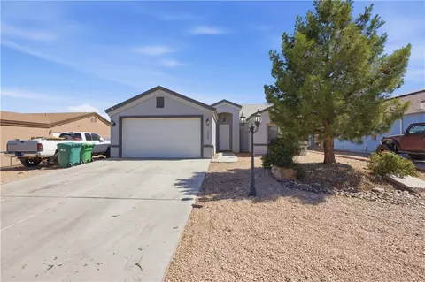 3326 E Double O Dr, Kingman, AZ 86409
