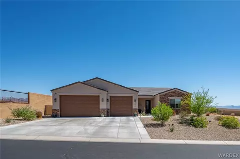 3104 Esmerelda Dr, Bullhead City, AZ 86429