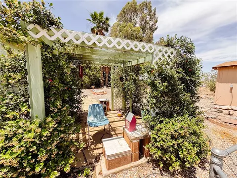 Exterior - 7675 E Monte Tesoro Dr, Kingman, AZ 86401 photo 6 of 26