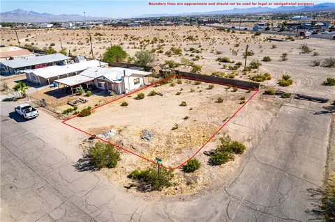 5575 S Topaz St, Fort Mohave, AZ 86426