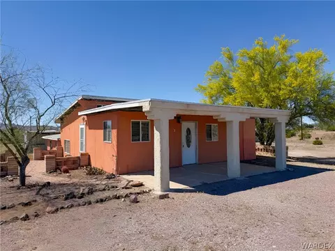 27148 Black Mountain Dr, Bouse, AZ 85325