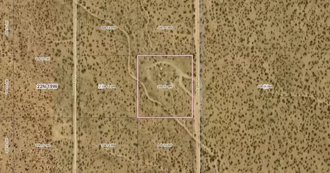 339-13 N 206 N Egar Rd, Golden Valley, AZ 86413