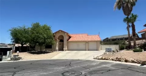 812 Sunburst Cir, Bullhead City, AZ 86429