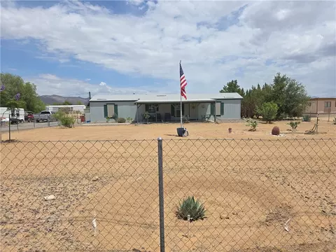 3634 N Hassayampa Rd, Golden Valley, AZ 86413