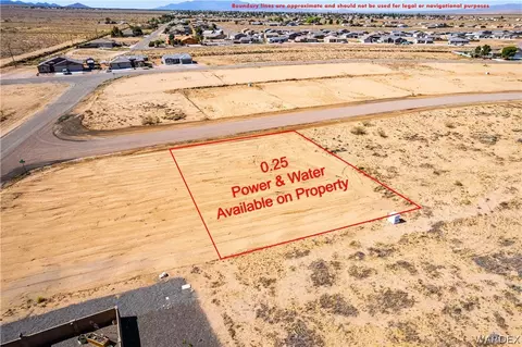 7483 E Wild Horse Dr, Kingman, AZ 86401