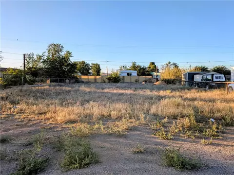 3515 E Devlin Ave, Kingman, AZ 86409 photo 3