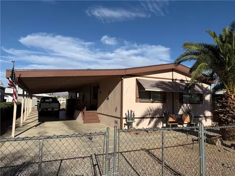 1368 Lincoln Ln, Bullhead City, AZ 86442