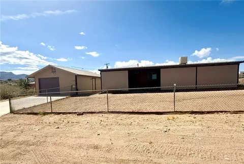 30190 N Catalina Dr, Meadview, AZ 86444