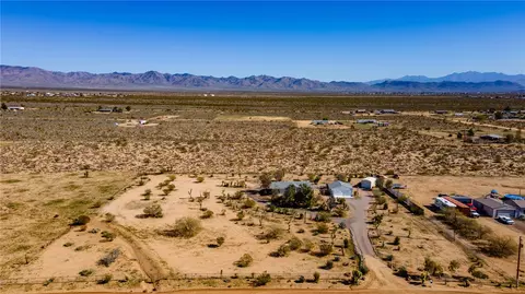 4342 N Cordes Rd, Golden Valley, AZ 86413