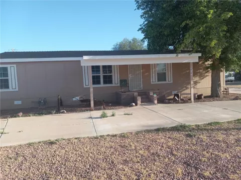1916 E Plantation Rd, Mohave Valley, AZ 86440