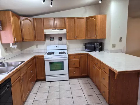 1055 E Spencer Dr, Meadview, AZ 86444 photo 14