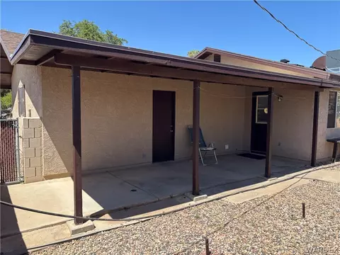 Exterior - 1510 E Packard Ave, Kingman, AZ 86409 photo 6 of 9
