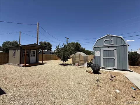 Exterior - 3207 E Northfield Ave, Kingman, AZ 86409 photo 6 of 13