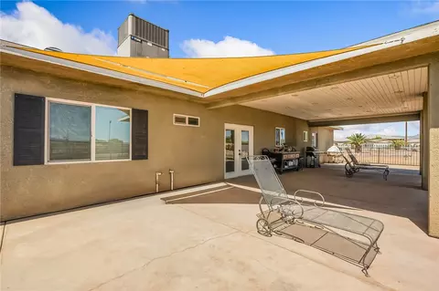 Exterior - 2143 E Willow Dr, Mohave Valley, AZ 86440 photo 16 of 18