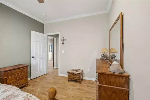 Bedroom - 2143 E Willow Dr, Mohave Valley, AZ 86440 photo 5 of 7