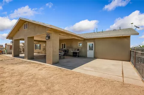 Exterior - 2143 E Willow Dr, Mohave Valley, AZ 86440 photo 14 of 18