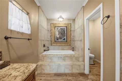 Bath - 2143 E Willow Dr, Mohave Valley, AZ 86440 photo 2 of 5