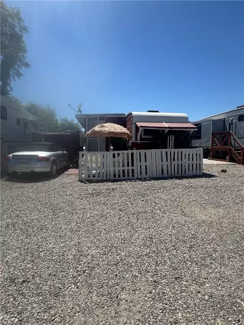 1151 Riverfront Dr #22, Bullhead City, AZ 86442