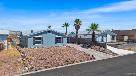657 Terrace Dr, Bullhead City, AZ 86442