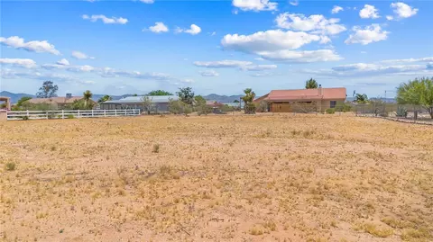 3654 N Saturn Rd, Golden Valley, AZ 86413