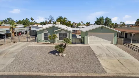 578 Roadrunner Dr, Bullhead City, AZ 86442