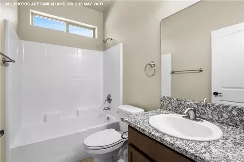 Bath - 3833 E Mcvicar Ave, Kingman, AZ 86409 photo 2 of 2