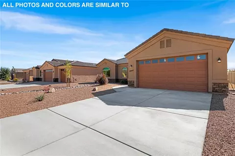 Exterior - 3833 E Mcvicar Ave, Kingman, AZ 86409 photo 2 of 5