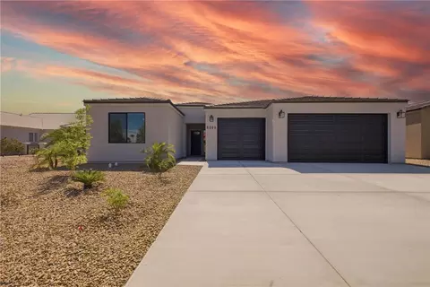 6099 S Lago Grande Dr, Fort Mohave, AZ 86426