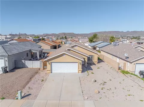3545 N Bond St, Kingman, AZ 86409