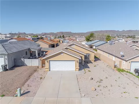 3545 N Bond St, Kingman, AZ 86409