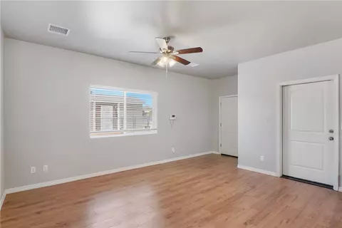 Living - 2340 E Lass Ave, Kingman, AZ 86409 photo 2 of 3