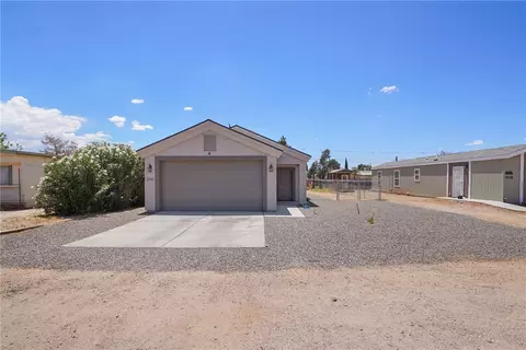 Exterior - 2340 E Lass Ave, Kingman, AZ 86409 photo 1 of 5