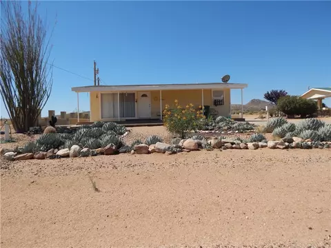 8990 E Colorado Dr, Kingman, AZ 86401