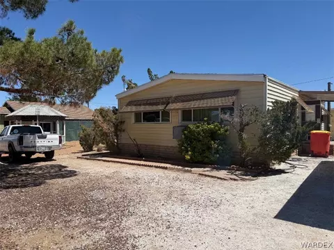 2304 E Thompson Ave, Kingman, AZ 86409