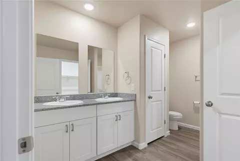 Bath - 3642 E Mariscal Dr, Kingman, AZ 86409 photo 1 of 2