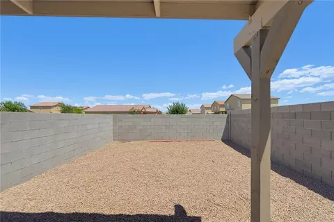 Exterior - 3642 E Mariscal Dr, Kingman, AZ 86409 photo 6 of 8