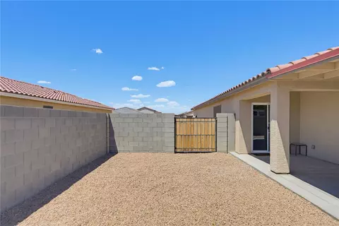 Exterior - 3642 E Mariscal Dr, Kingman, AZ 86409 photo 5 of 8
