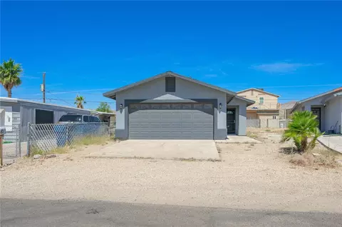 365 Meander Dr, Bullhead City, AZ 86442