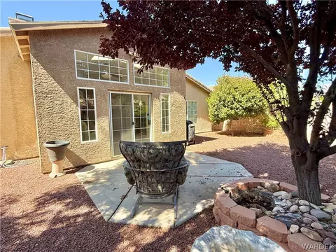 Exterior - 3846 E Ames Ave, Kingman, AZ 86409 photo 10 of 13