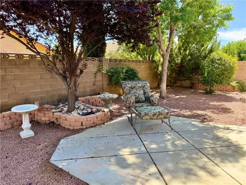 Exterior - 3846 E Ames Ave, Kingman, AZ 86409 photo 7 of 13