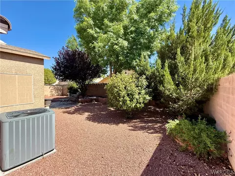 Exterior - 3846 E Ames Ave, Kingman, AZ 86409 photo 11 of 13