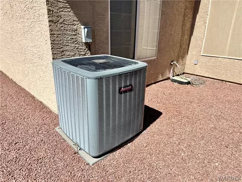 Exterior - 3846 E Ames Ave, Kingman, AZ 86409 photo 12 of 13
