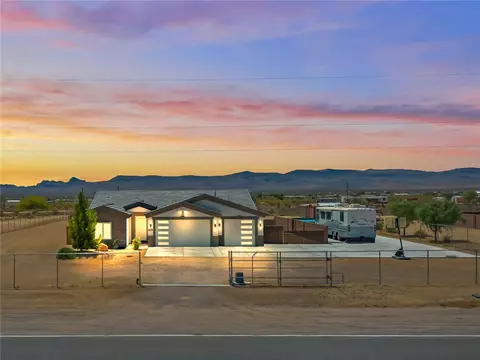 4277 N Laguna Rd, Golden Valley, AZ 86413