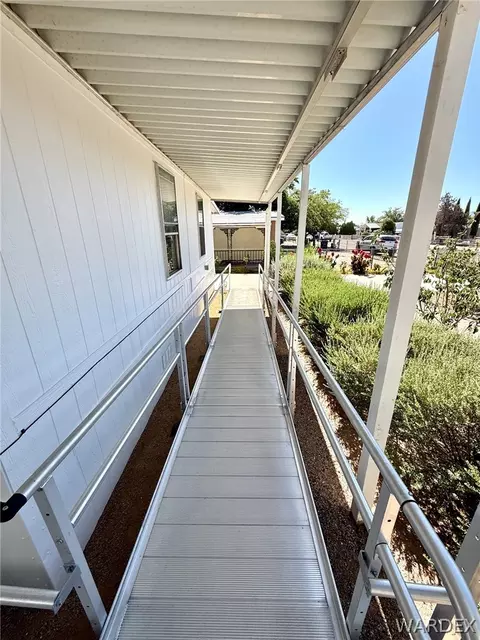 2085 E Packard Ave, Kingman, AZ 86409 photo 8