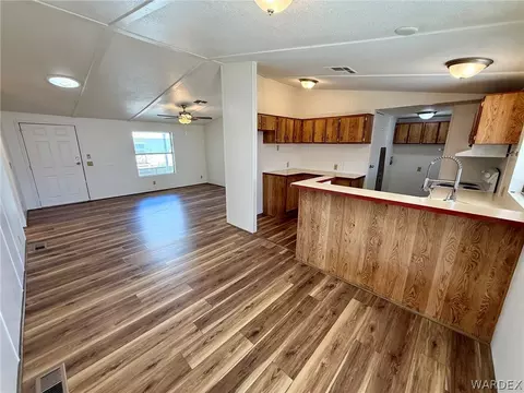 2085 E Packard Ave, Kingman, AZ 86409 photo 17