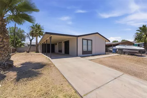 2021 Colorado Blvd, Bullhead City, AZ 86442
