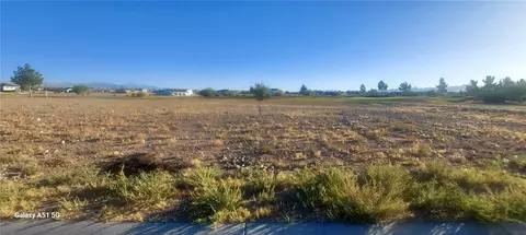 2187 E Calle Salamanca, Fort Mohave, AZ 86426