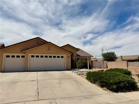 3887 Walleck Ranch Dr, Kingman, AZ 86409